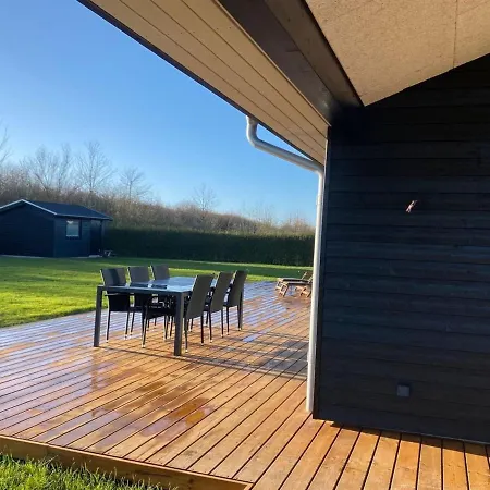 Hasten - 600m From The Sea By Interhome *