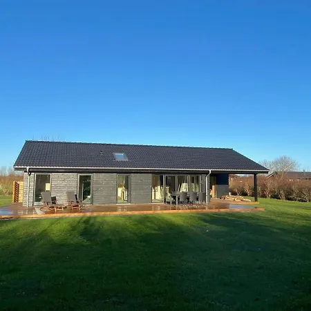 Hasten - 600m From The Sea By Interhome