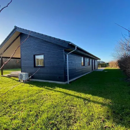 Holiday home Holiday Hasten Nedre Lysabild