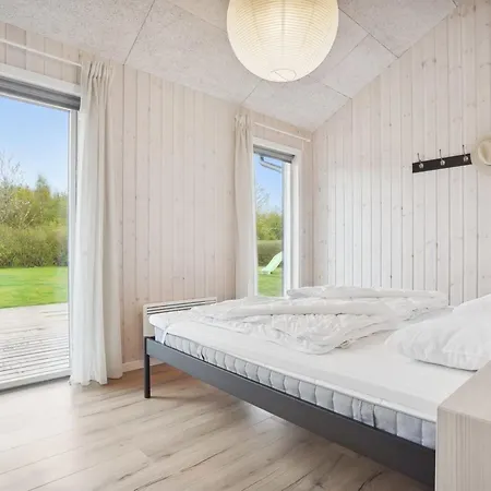 Dom wakacyjny Hasten - 600m From The Sea By Interhome