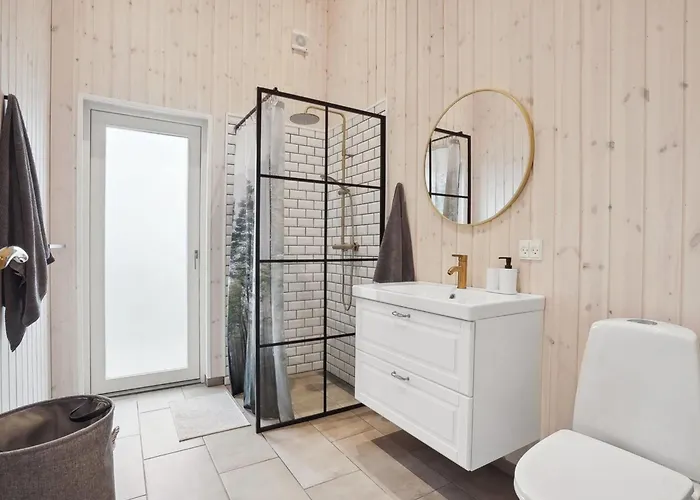 Hasten - 600m From The Sea By Interhome Holiday home Nedre Lysabild